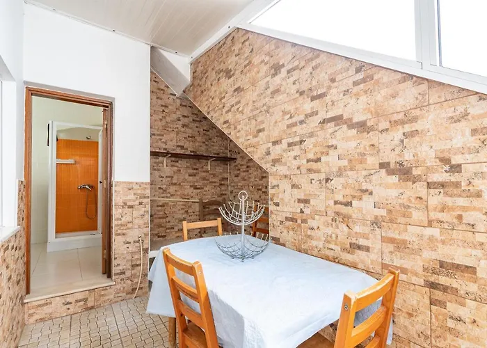 公寓 Travessa By Umbral 阿尔布费拉